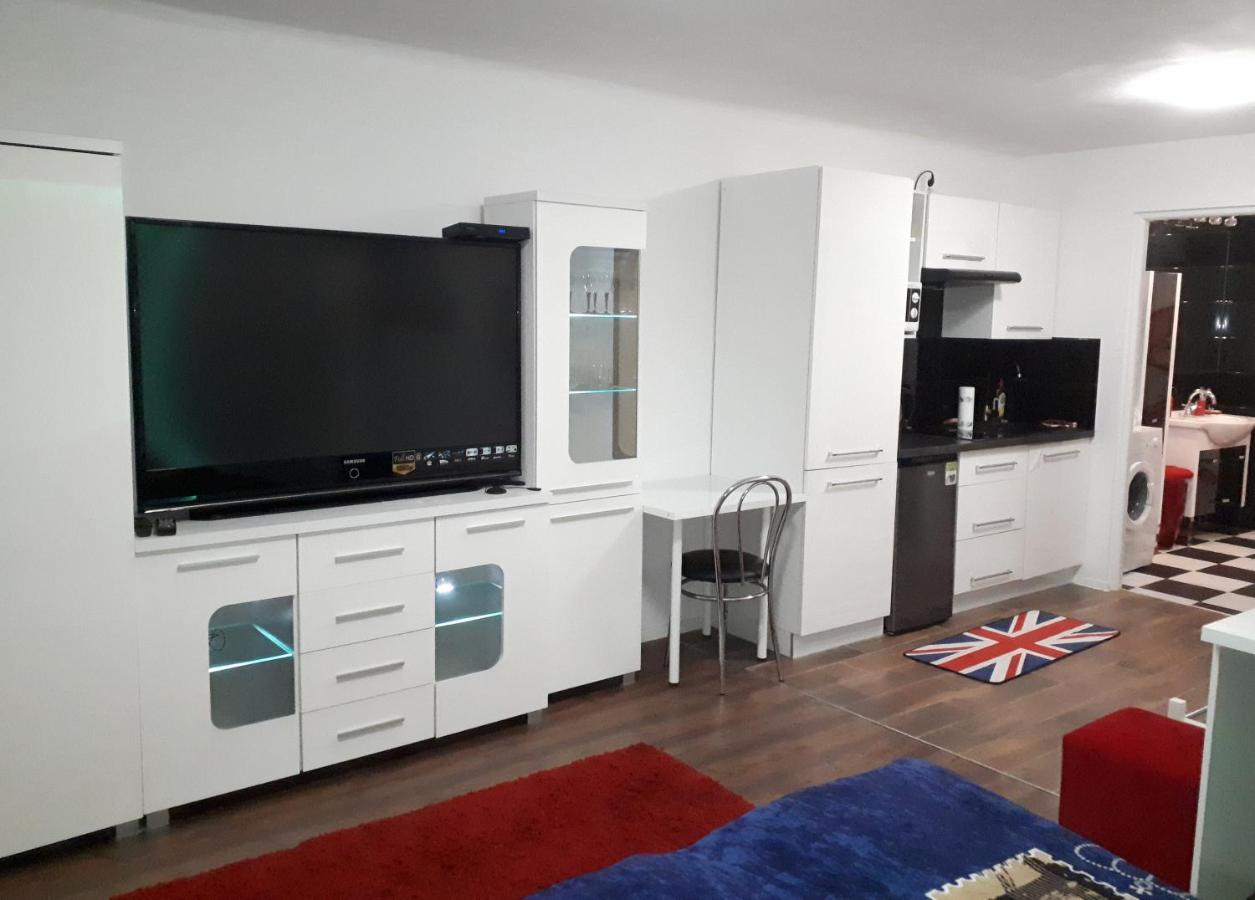 Apartament Centrum Panoramiczna Big Ben Z Balkonem-- Klimatyzacja-- Kielce Buitenkant foto