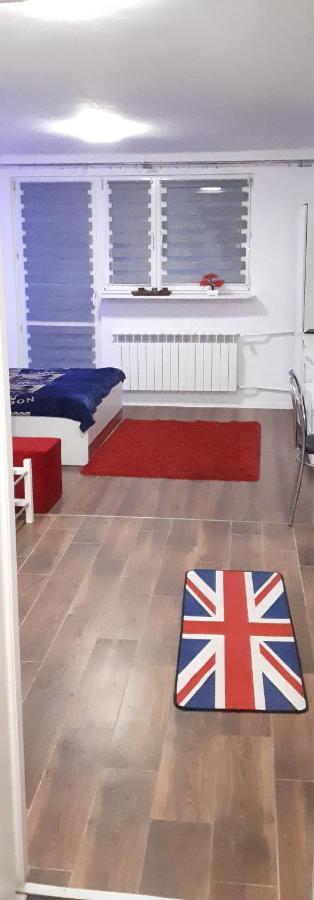 Apartament Centrum Panoramiczna Big Ben Z Balkonem-- Klimatyzacja-- Kielce Buitenkant foto