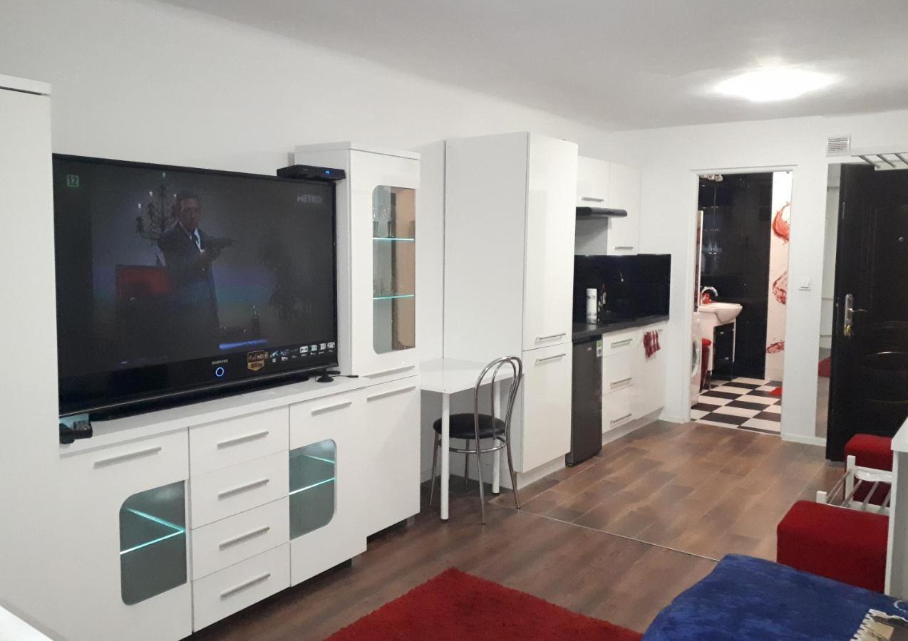 Apartament Centrum Panoramiczna Big Ben Z Balkonem-- Klimatyzacja-- Kielce Buitenkant foto