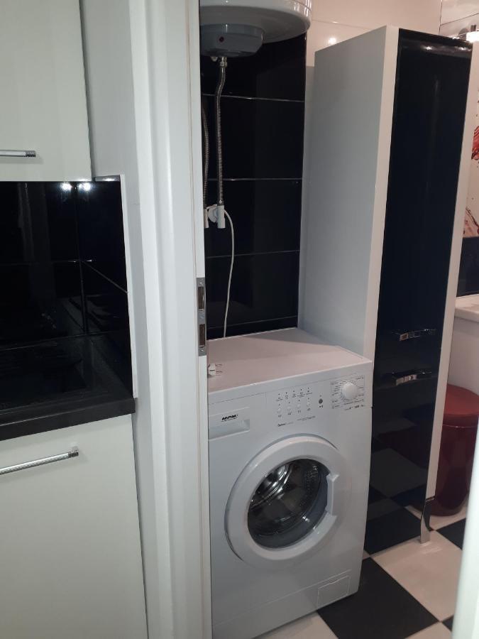 Apartament Centrum Panoramiczna Big Ben Z Balkonem-- Klimatyzacja-- Kielce Buitenkant foto