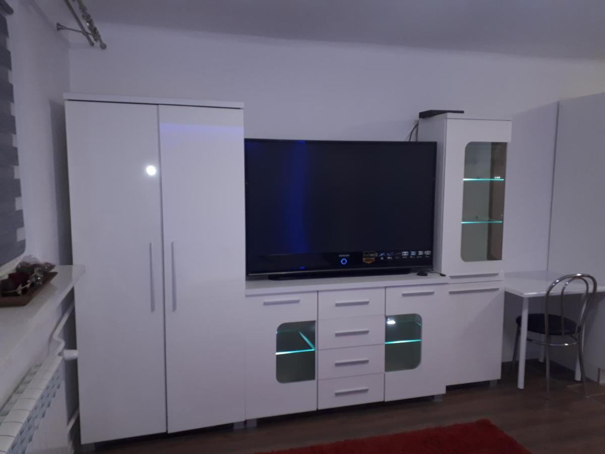 Apartament Centrum Panoramiczna Big Ben Z Balkonem-- Klimatyzacja-- Kielce Buitenkant foto